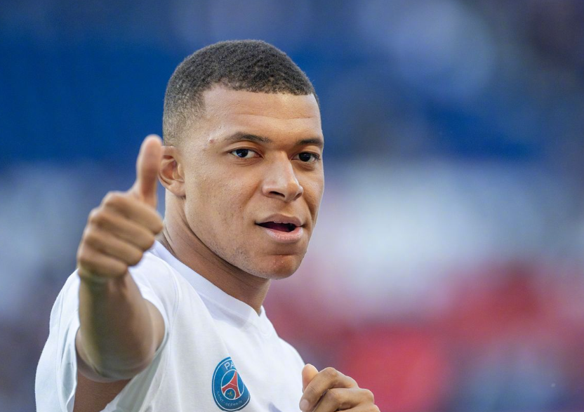 姆巴佩伤后行踪引关注：迪拜之行与争议并存