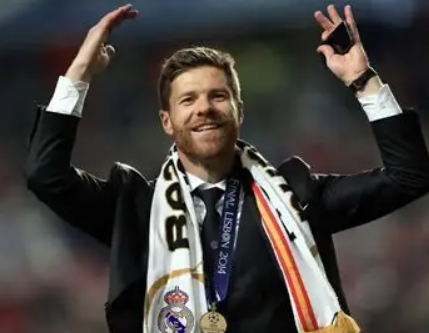 罗马诺谈皇马帅位：阿隆索暂无下课之忧，但需力挽狂澜