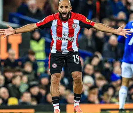 曼联足总杯赛前：临时主帅谈伤病与人员安排